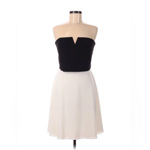 Halston heritage strapless tiered crepe cocktail dress. Size 14